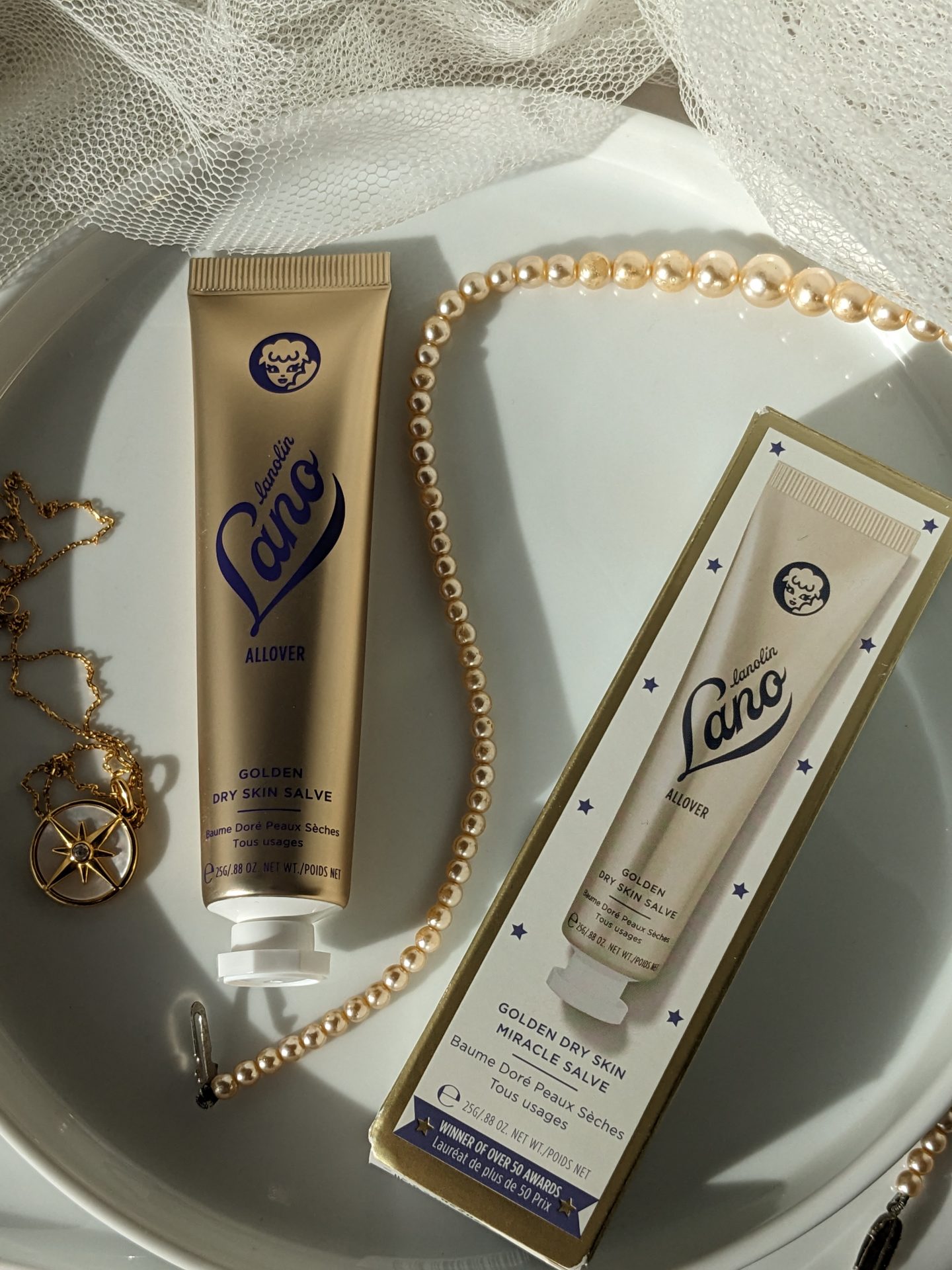 Lanolips Golden Dry Skin Miracle Salve Review